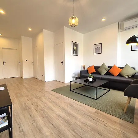 Apartment Nuit Des Sacres - Hyper Centre - Cathedrale